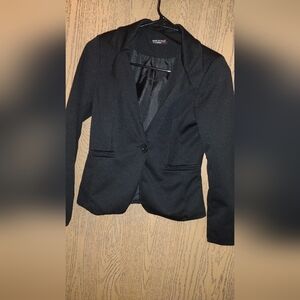 Elegant Black Women's Suit Jacket